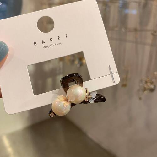 2.22韩国东大门baket直播发饰珍珠蝴蝶抓夹小号复古