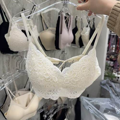 12.25韩国东大门flora花花蕾丝吊带内衣