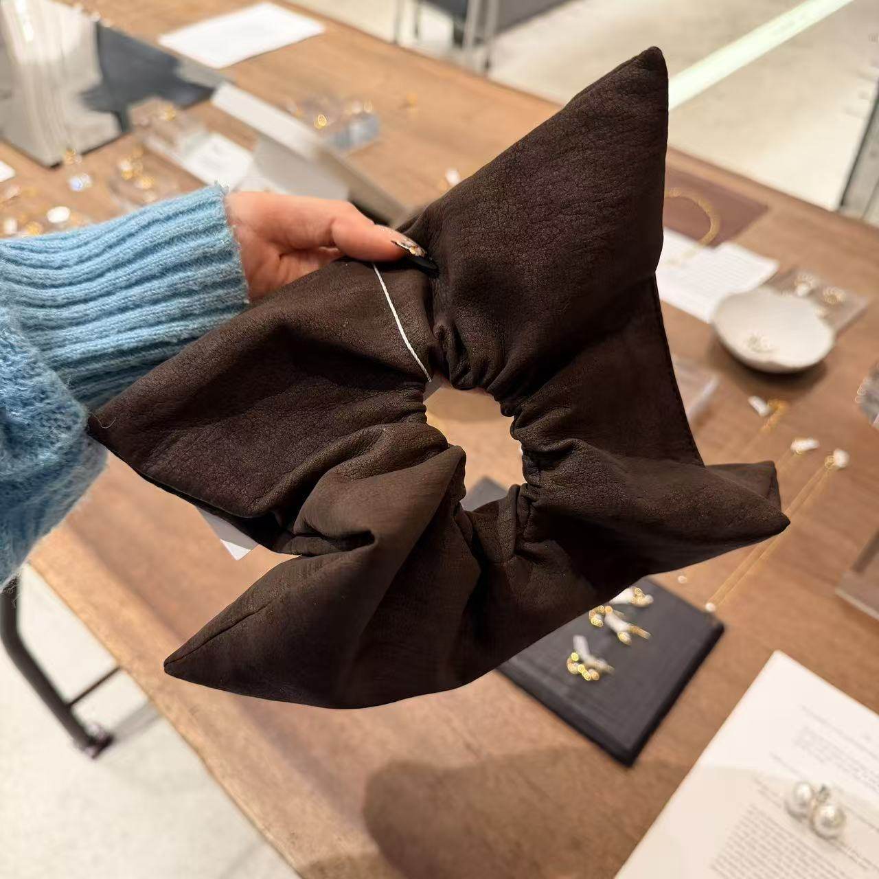 1.23韩国东大门nyunyu发饰美拉德色系绒面方巾发圈,饰品/流行首饰/时尚饰品新,发饰,淘宝优惠券,粉丝福利购,淘宝优惠卷