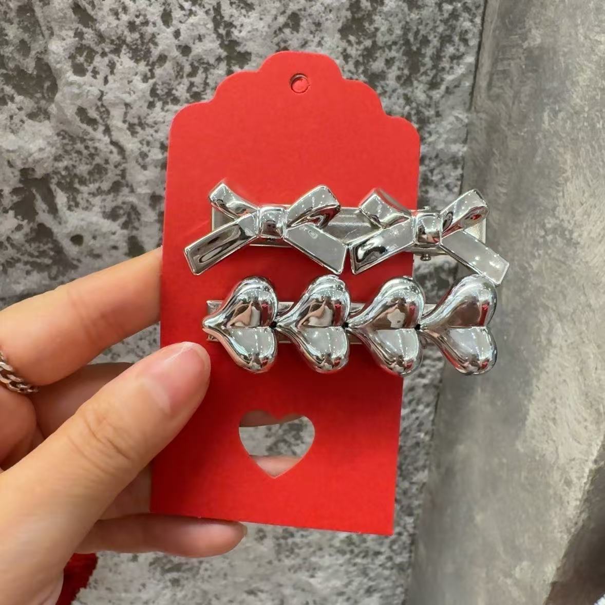 8.31韩国东大门Trois de LEI发饰银色爱心蝴蝶结鸭嘴夹