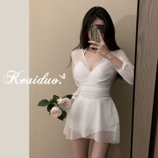 小胸钢托性感泳装 遮肚显瘦保守蕾丝长袖 甜美式 泳衣女夏2026新款