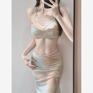 比基尼泳衣女2026新款 分体三件套性感长裙高级感小胸聚拢海边度假