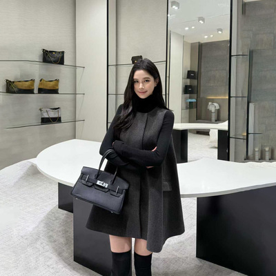 VANE复古时尚宽松马甲裙