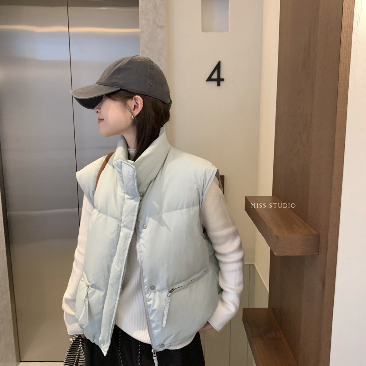 韩系口袋羽绒马甲立领坎肩棉衣