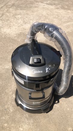 美的吸尘器VT02W-09B商用家用干湿两用大吸力卖场出样没有使用