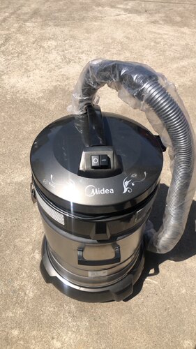 美的吸尘器VT02W-09B商用家用干湿两用大吸力卖场出样没有使用