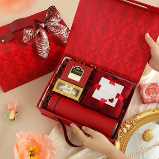 结婚伴手礼女伴娘婚礼婚宴订婚套装礼盒实用高级礼物宾客回礼盒子