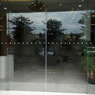 小尺寸圆点玻璃腰线防撞贴纸 商场店铺双开玻璃移门装饰线条装饰