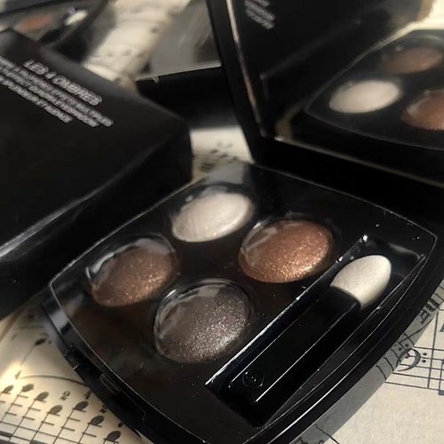 ～特价秒烤粉立体眼影四色  咖啡冷棕限量人鱼珠光眼影复古红橄榄