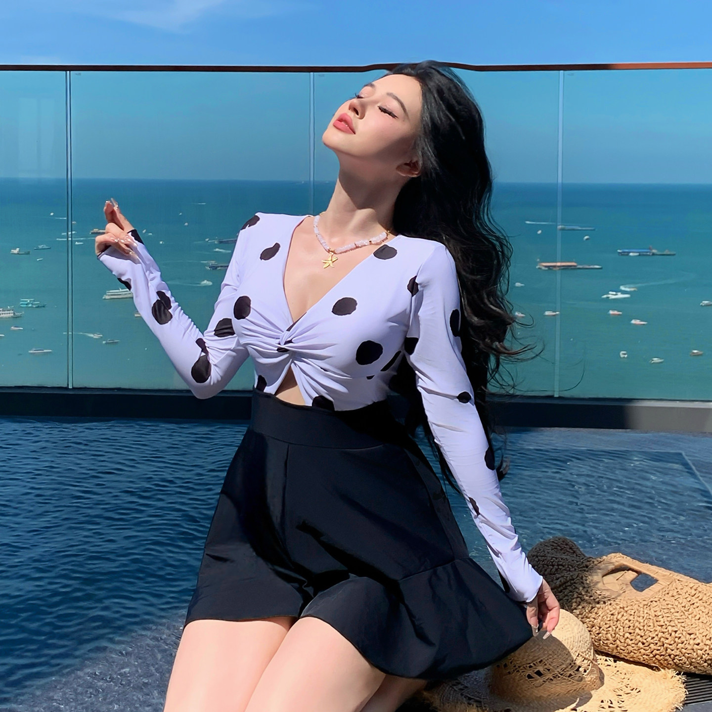 绝美波点大码泳衣女胖mm高级感三角裙裤连体长袖遮肉海边度假温泉