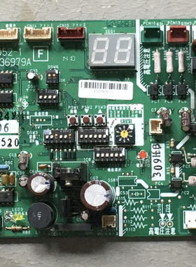 日立中央空调外机主板17B36979A P0052-1