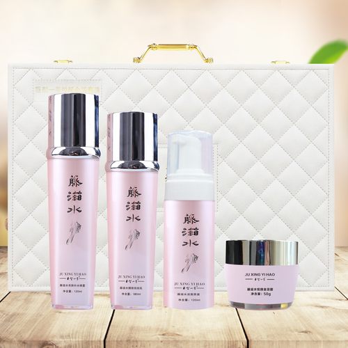 活动中！巨型一号丝瓜藤滋金箔套装拍下即送2盒辰露面膜