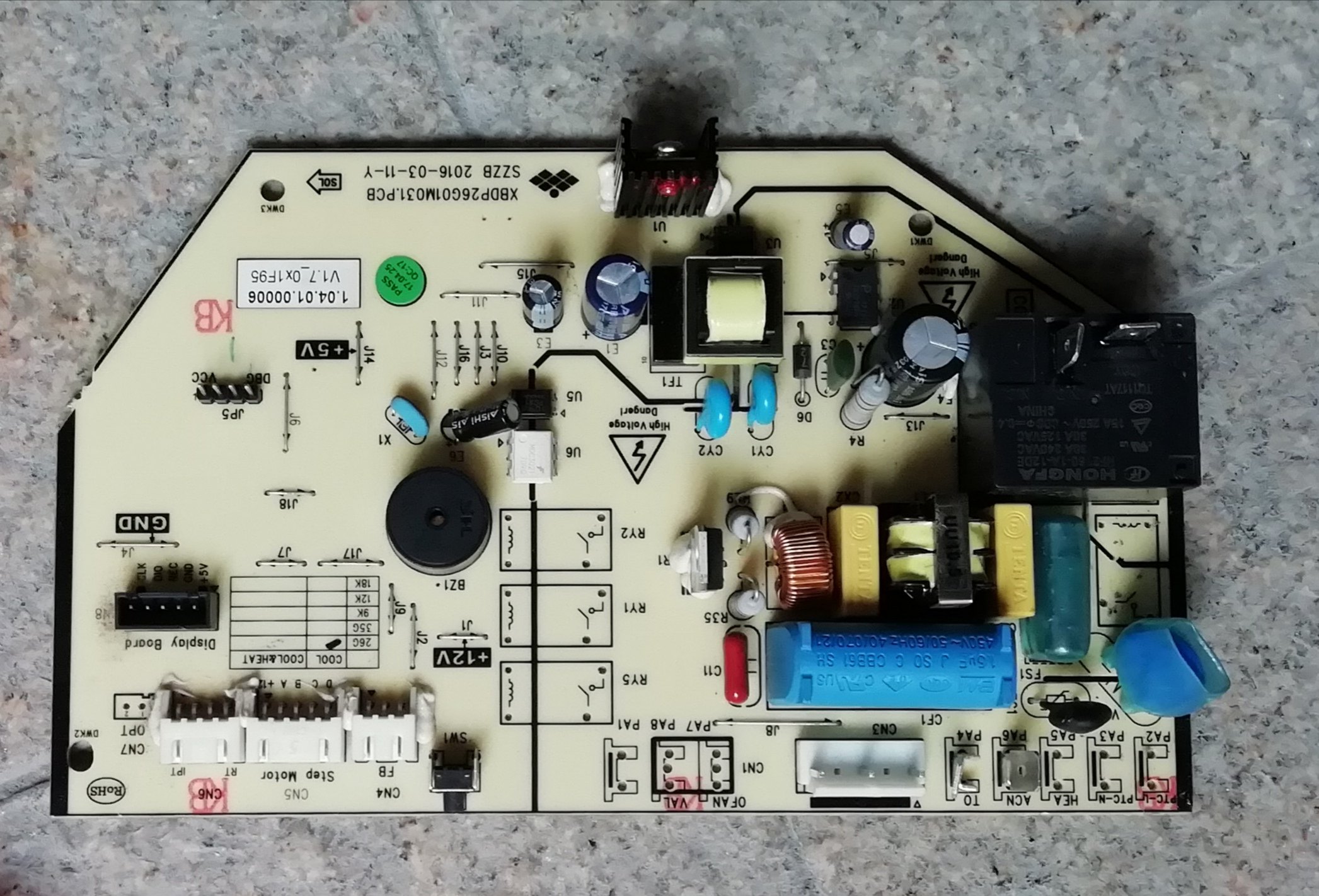 三洋帝智空调电脑板机主