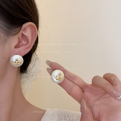 设计感土星珍珠耳钉女法式轻奢时尚潮流气质通勤个性百搭耳环耳饰