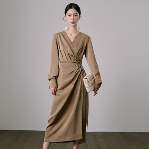 2023极简冷淡风优雅小众裙子气质修身交叉绑带松紧收腰长袖连衣裙