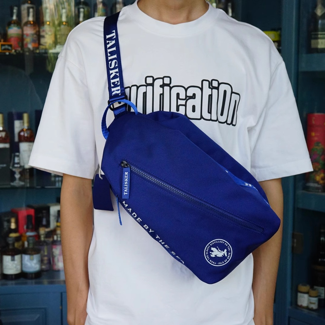 泰斯卡单肩运动包男士包