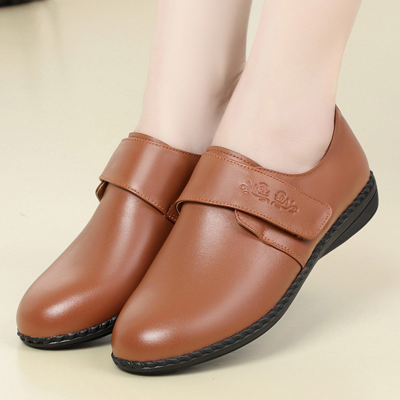 春秋单鞋真皮中老年妈妈鞋舒适休闲软底平底轻便防滑大码女士皮鞋,女鞋,深口单鞋,淘宝优惠券,粉丝福利购,淘宝优惠卷