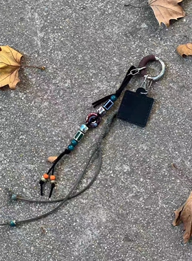 手工编织牛皮吊牌钥匙扣