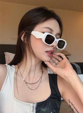 2026 春夏白色猫眼墨镜女 复古方形显脸小辣妹街拍防紫外线太阳镜