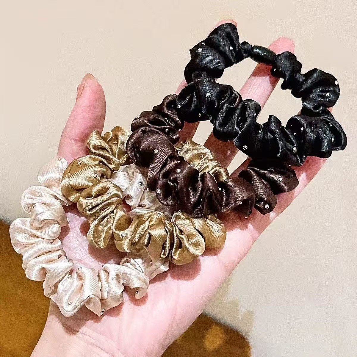 美拉德缎面烫钻轻奢小肠发圈