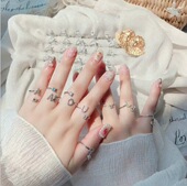 精致26字母戒指时尚 个性 小众高级感开口可调节指环情侣闺蜜戒指