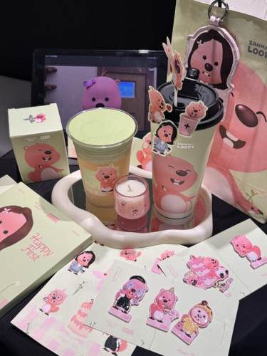 【正品代购】茉莉奶白联名Loopy周边卡包香薰蜡烛冰箱贴贴纸杯套