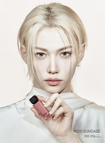 赫拉Hera李龙馥Felix同款哑光唇釉220