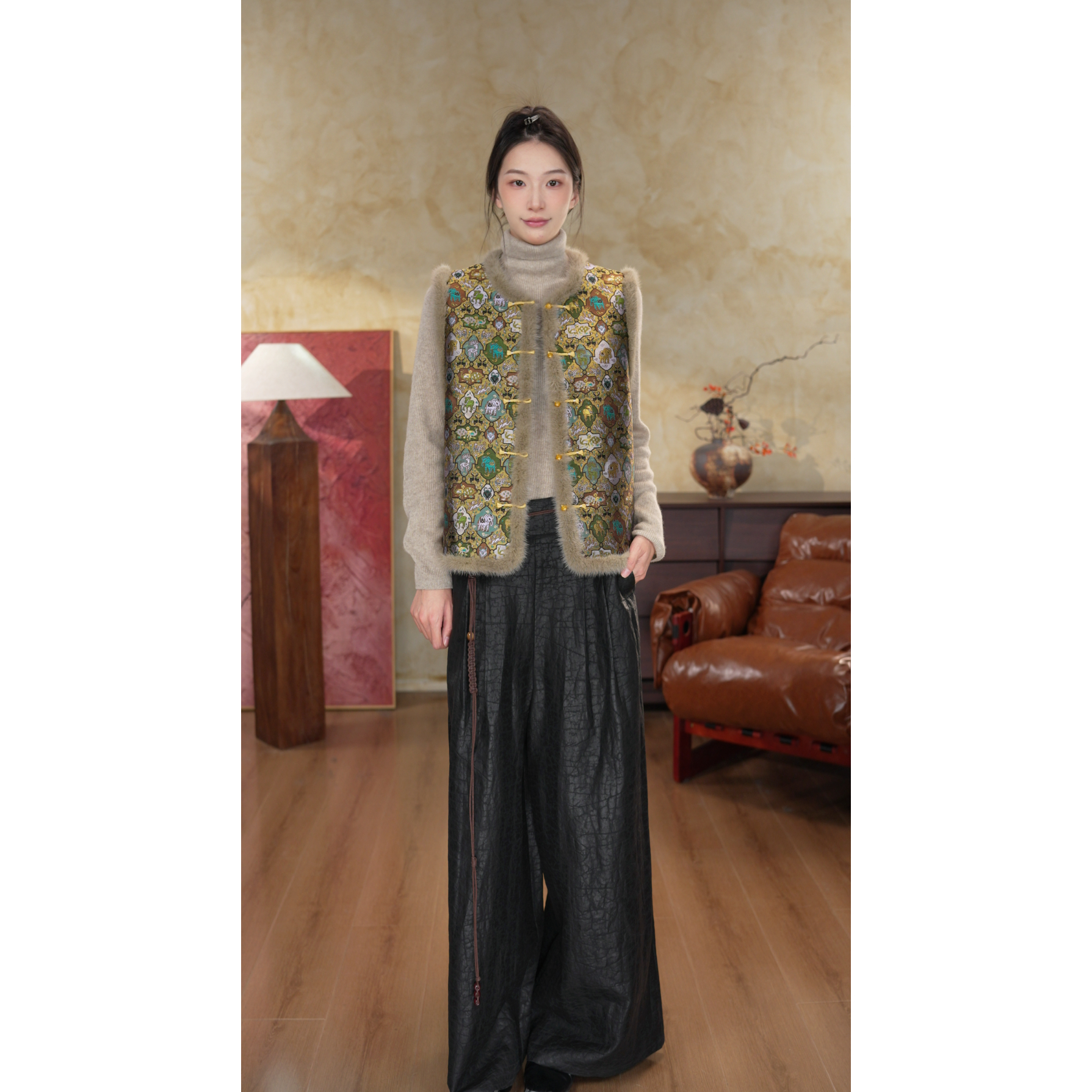 【沁雅阁】唐锦桑蚕丝90白鹅绒羽绒服马甲上衣20656148