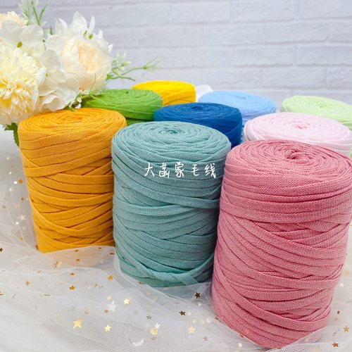 手工钩针编织扁带纱线