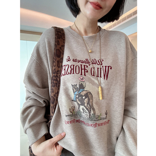 巨好看的早秋无帽圆领卫衣女款2026新款爆款时尚洋气宽松短款上衣