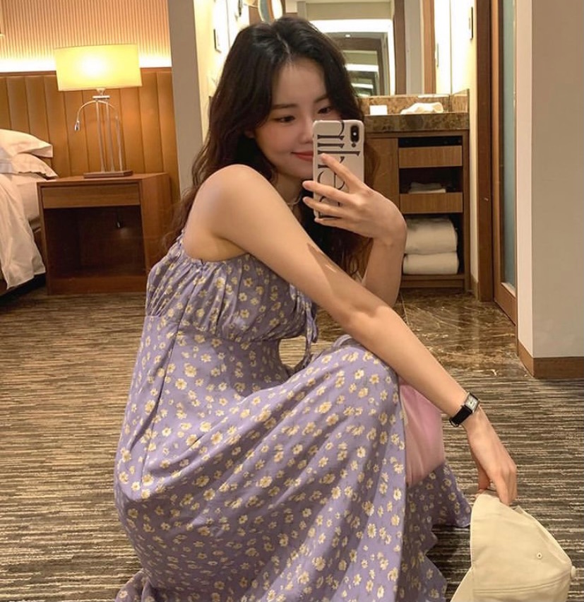 Dress with purple chrysanthemum sling