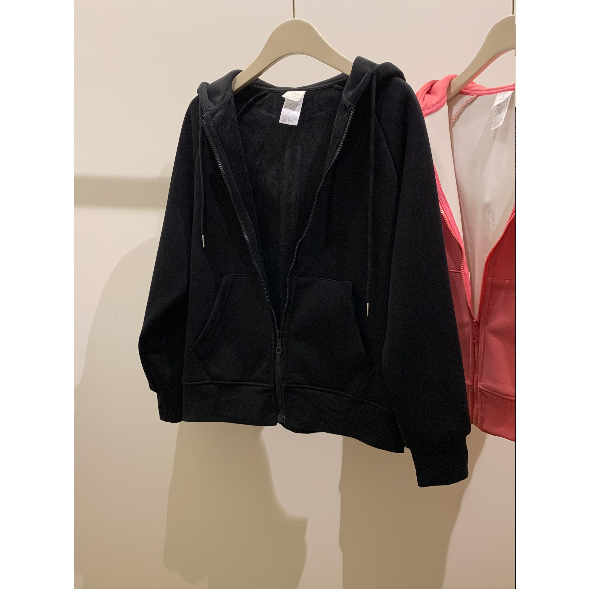 【断码清仓1件49，2件79，3件99】秋冬加绒卫衣女连帽插肩袖外套