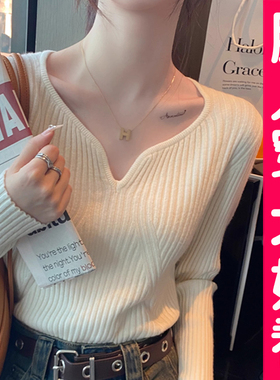 大码V领毛衣女套头内搭打底衫2025新款白色显瘦针织上衣胖mm秋冬