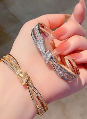 金色铜镶锆石蝴蝶结满钻手镯