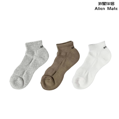 WTAPS西山彻字母提花中低筒短袜