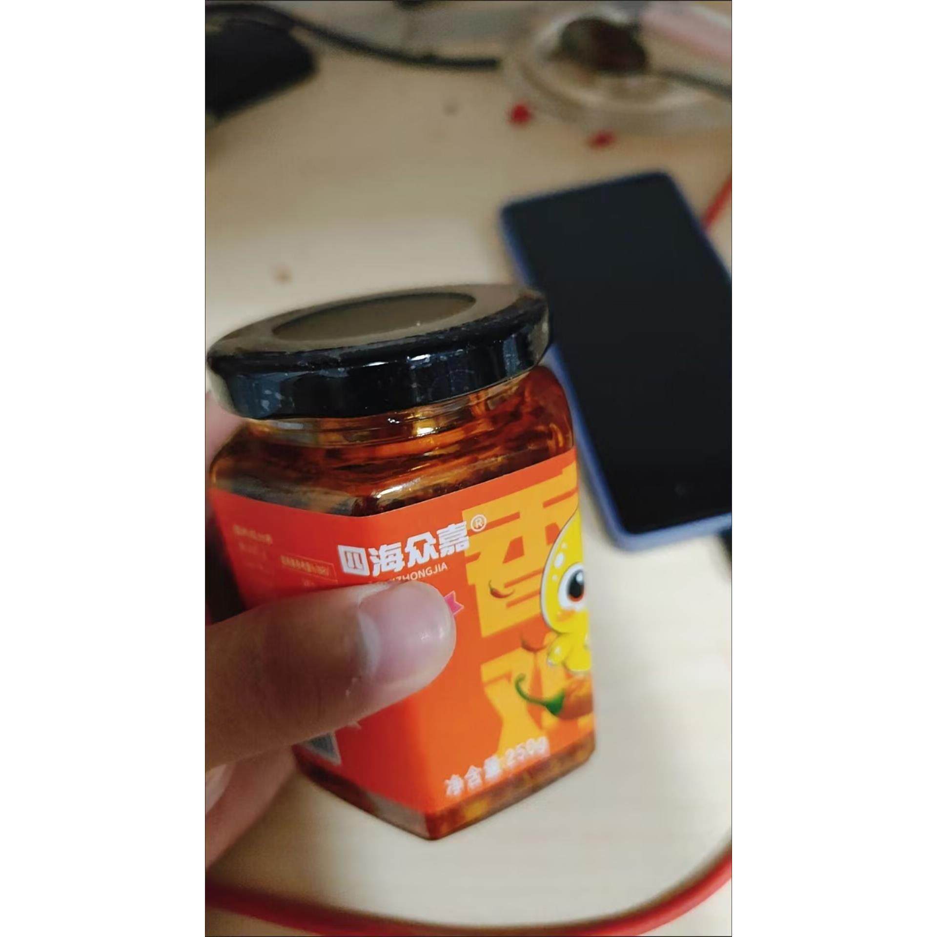 四海众嘉鸡肉丝辣椒酱下饭菜瓶装香辣熟食拌饭拌面酱四川特产零食