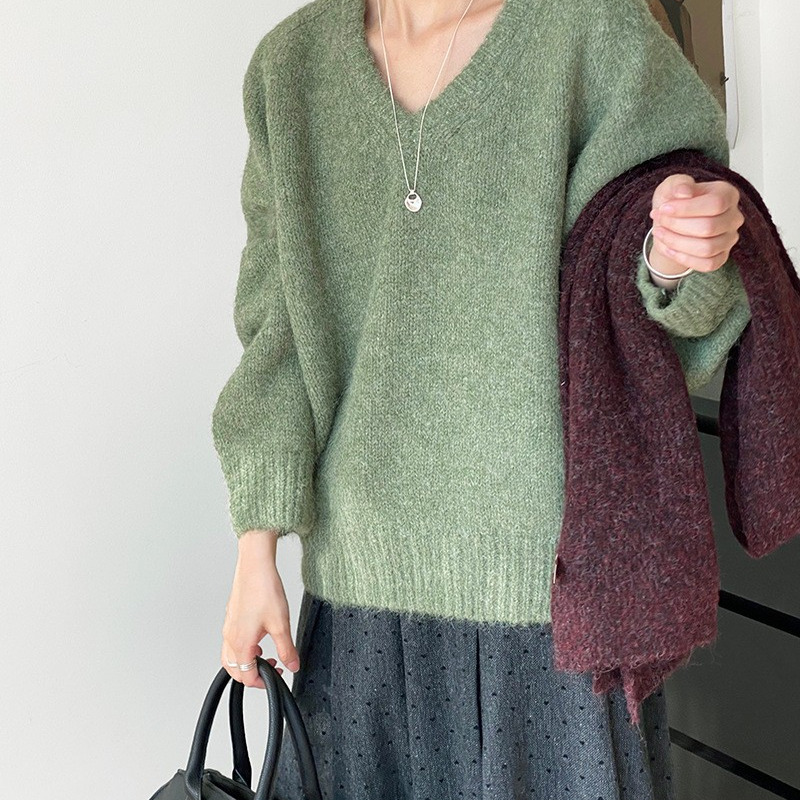韩单高品羊毛绿毛衣2025新款秋冬慵懒风宽松V领针织衫上衣女