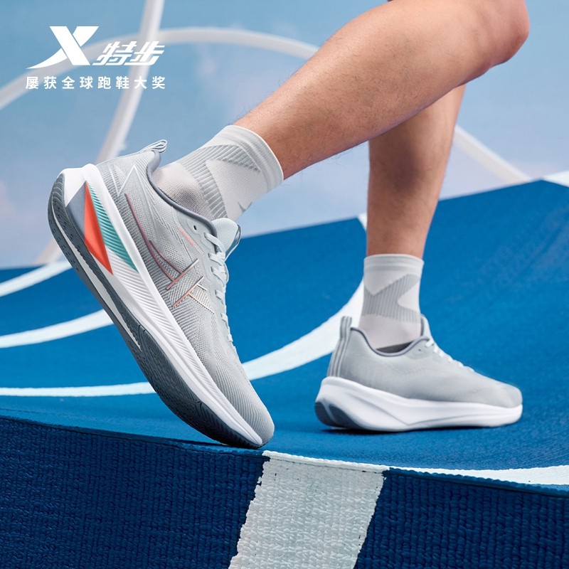 特步男鞋騛速6.0减震回弹跑步鞋2025新款冬季轻便软底跑鞋运动鞋