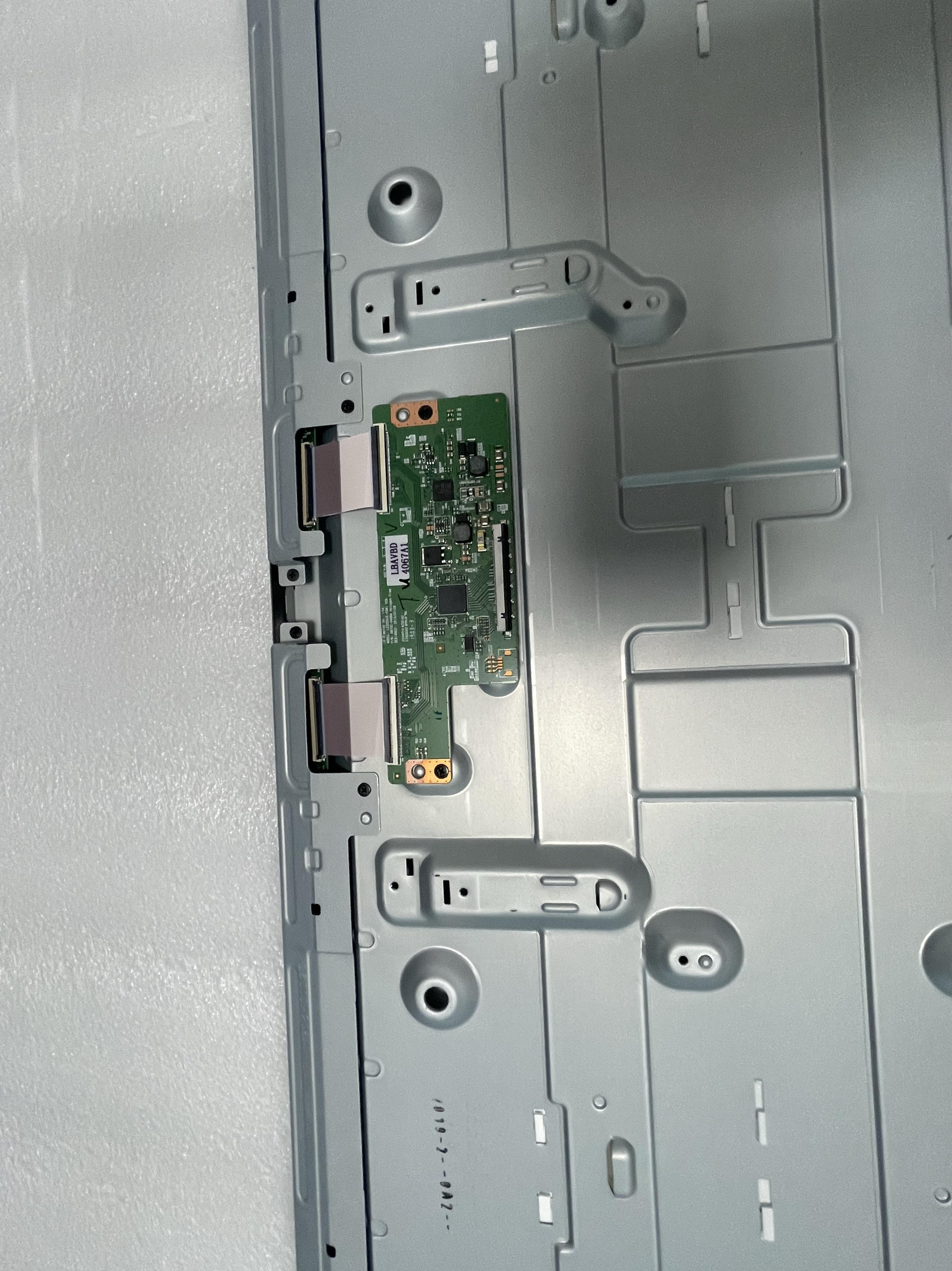 LD320DUE-FHB1液晶LD320EUN-SLM1 LD320EUY-SQA3 LD320DUY-SPA1屏