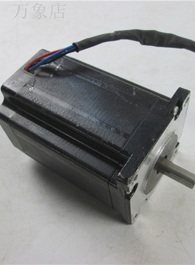 24H290-21-4A 两相步进电机 实物拍摄