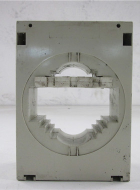 HOLEC 741H0036 HF7A 2500 / 1A 电流互感器 实物拍摄
