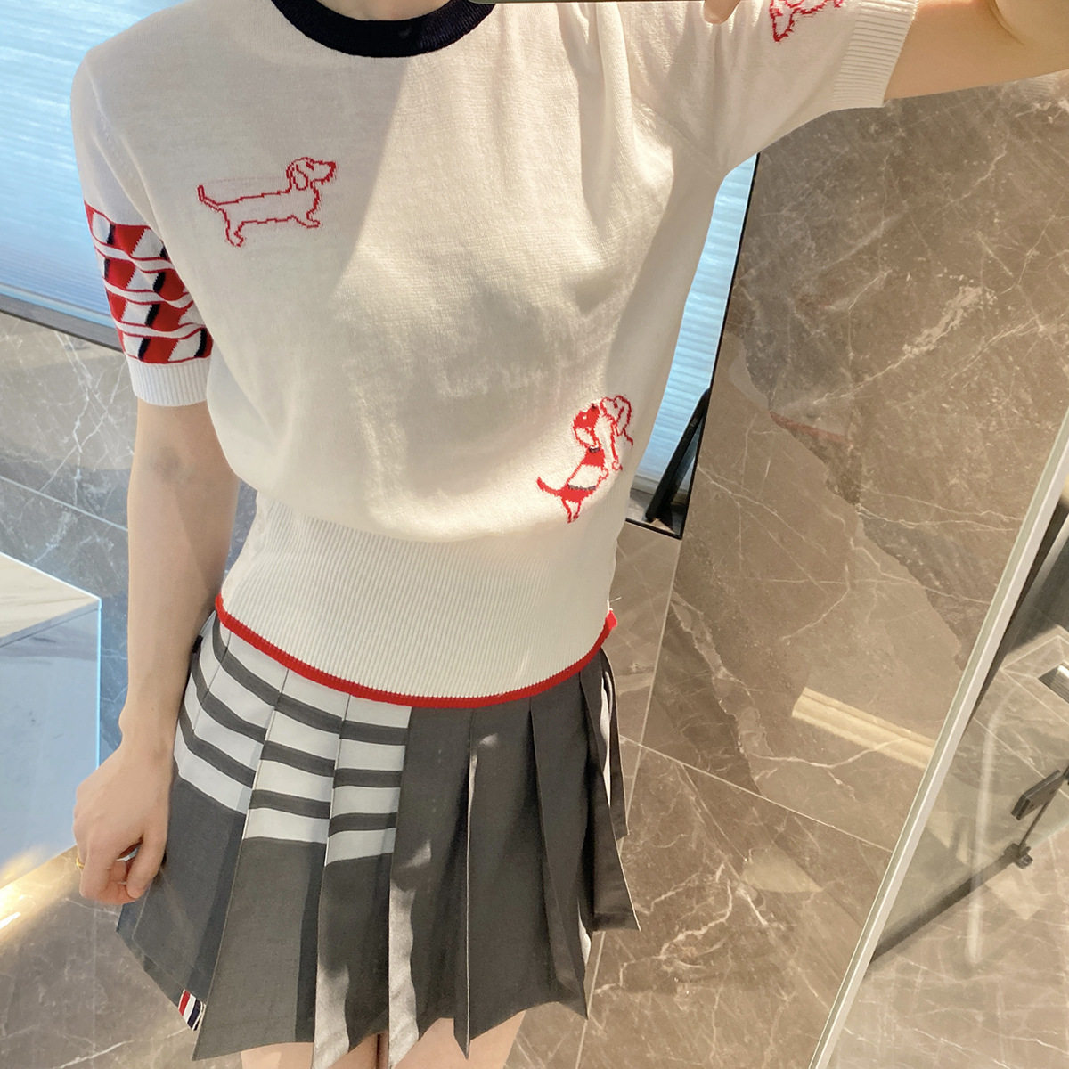 maSande2023夏季女装小狗提花图案圆领领T恤薄款冰丝针织女修身显