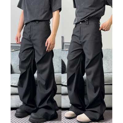 甄枚前立体打褶休闲直筒伞兵西裤