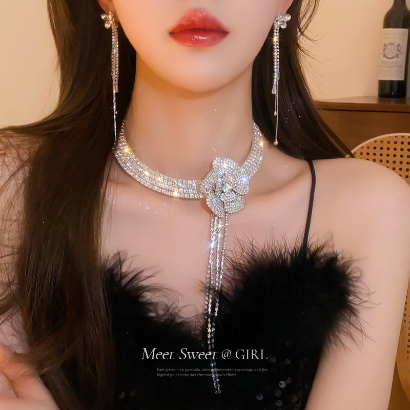 夸张流苏花朵颈链choker项圈女颈带轻奢小众高级感重工项链晚礼服