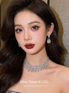 闪钻圆形花朵耳钉项链套装女