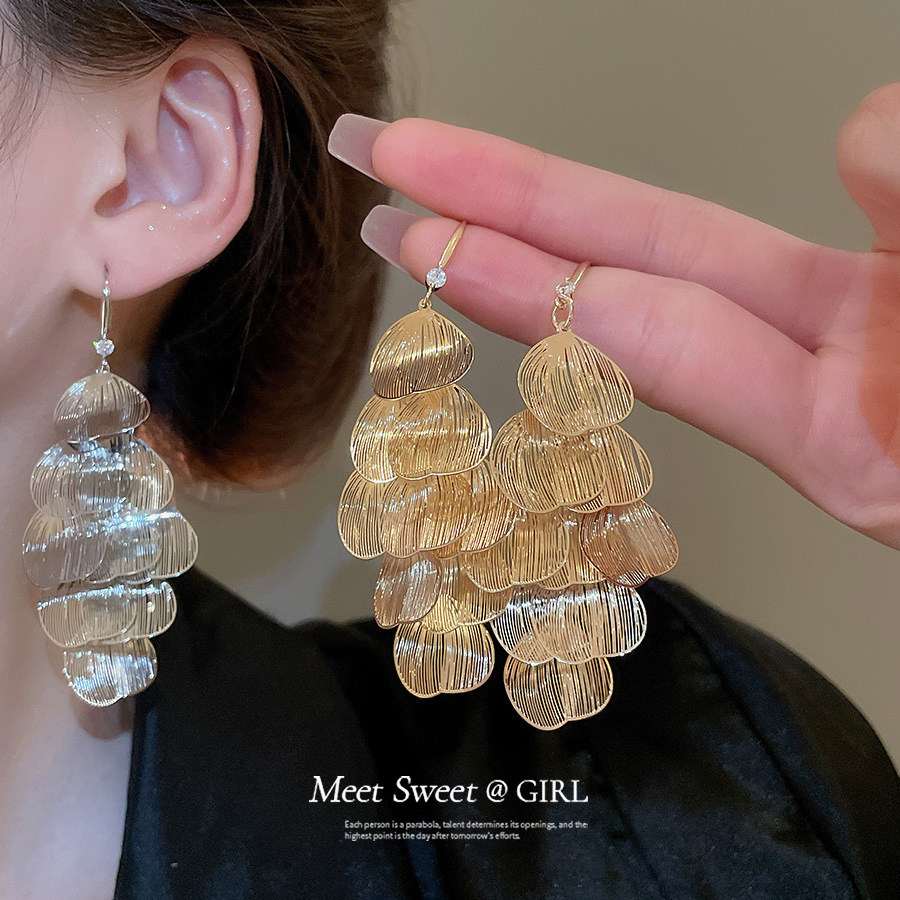 欧美镂空叶子流苏金属耳环女轻奢高级感气质耳钩复古时尚夸张耳饰,饰品/流行首饰/时尚饰品新,耳环,淘宝优惠券,粉丝福利购,淘宝优惠卷