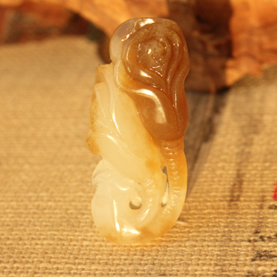 新疆和田玉糖白玉玫瑰花挂件吊坠白度好润带证书E82 王实斋珠宝