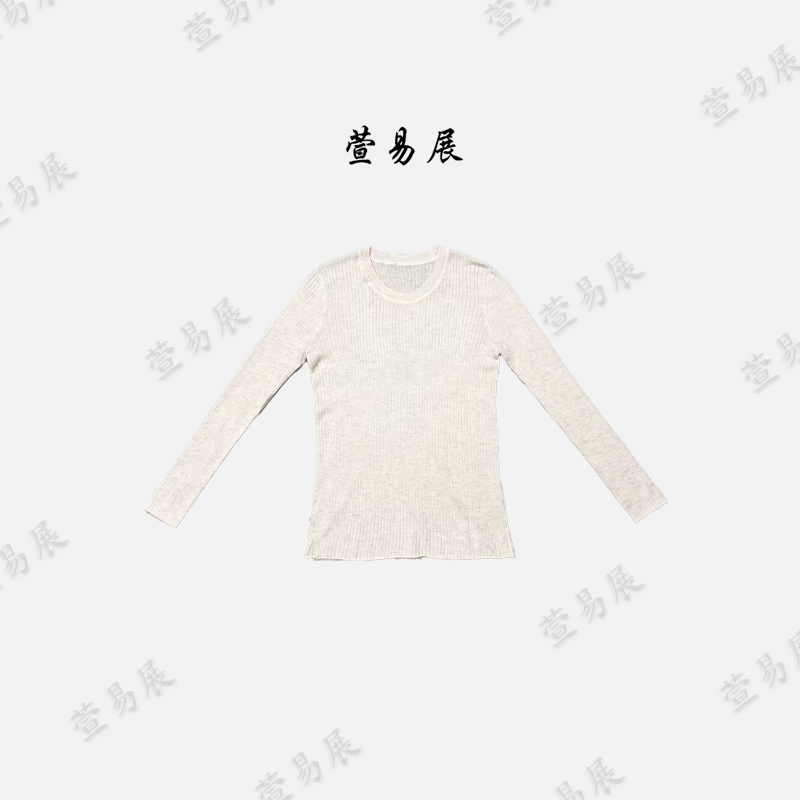 -“柔序云间”绵羊毛竖坑条纹胸口重工刺绣针织上衣-TX092404