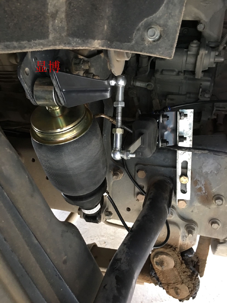霸龙507乘龙609乘龙M3驾驶室后悬改装气囊 双高度阀