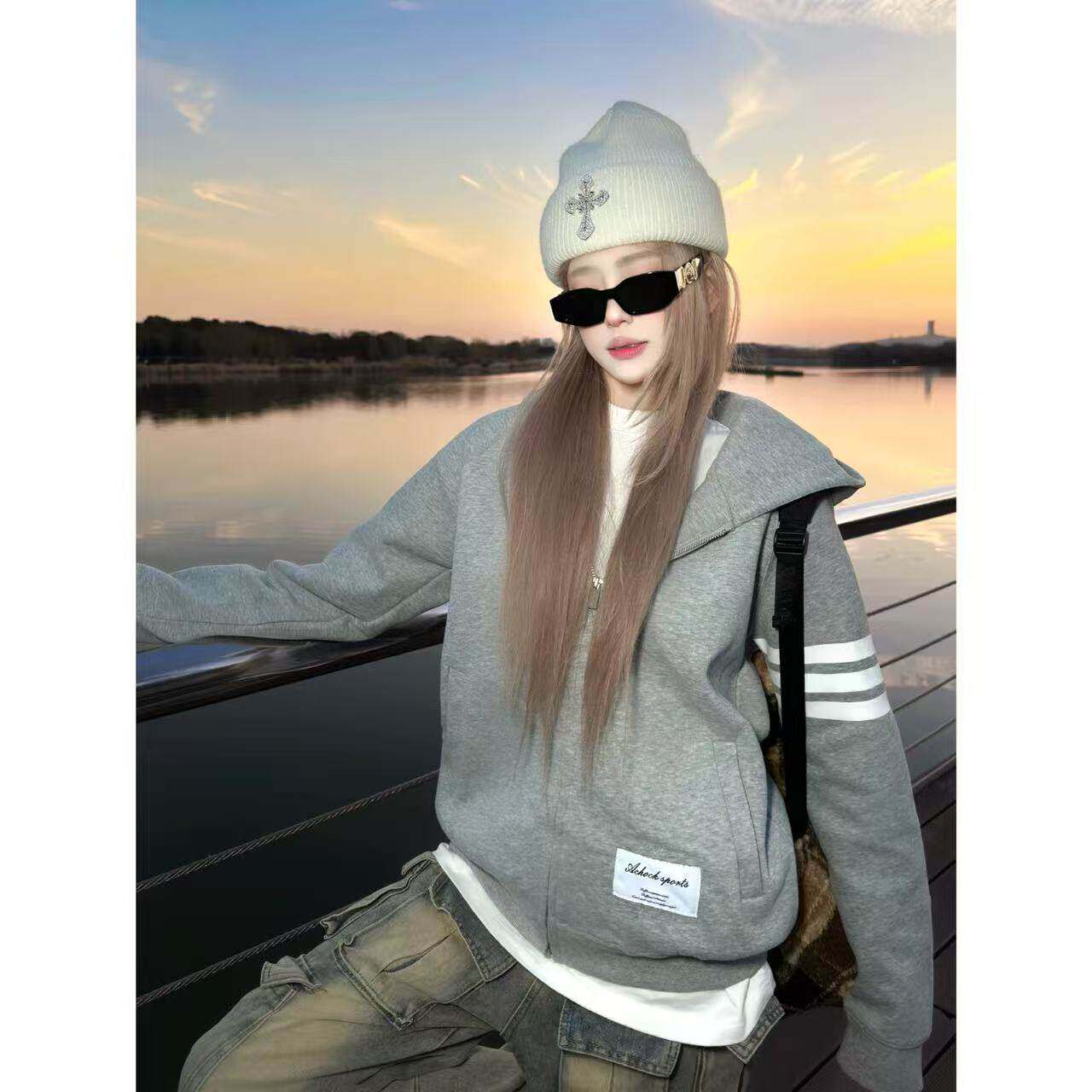 美式复古条纹连帽卫衣女春秋2026新款慵懒风宽松潮牌情侣开衫外套